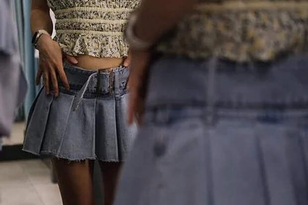 Мужчина несколько дней тайно снимал женщин в примерочных популярного супермаркета