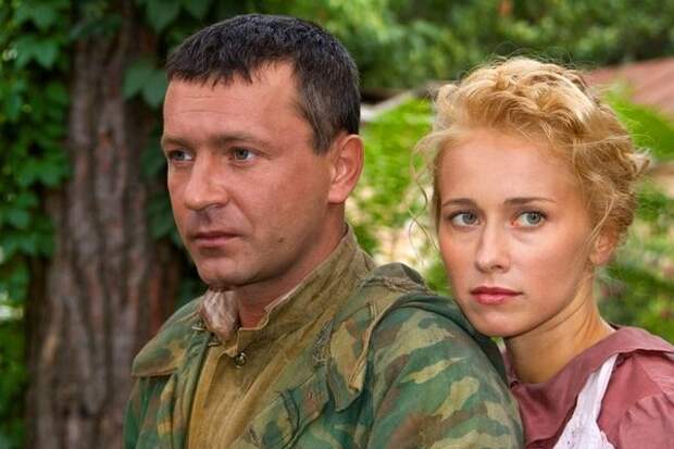 Никита Салопин и Татьяна Остап на съемках фильма "Разведчики. Последний бой", 2008 год (https://24smi.org)