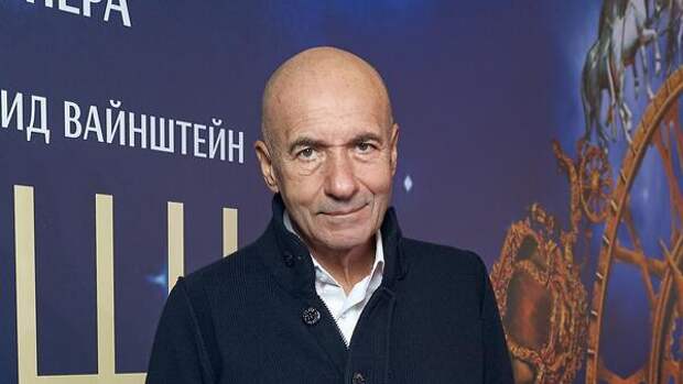 Фигура как у модели: младшая дочка Игоря Крутого оголила живот на фото из США