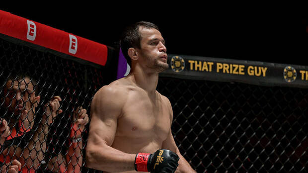 В PFL сообщили, что начали переговоры с Усманом Нурмагомедовым по новому контракту