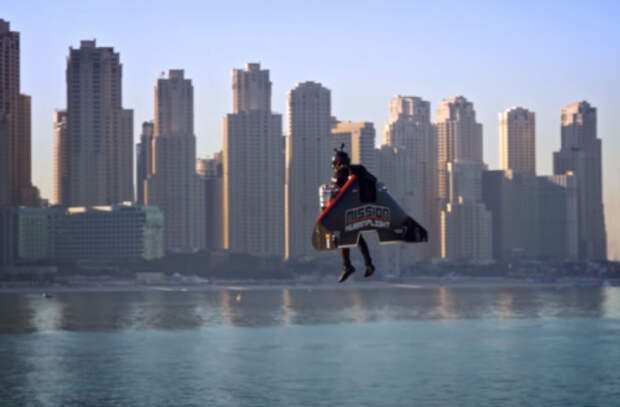 Такой вот Jetman: первый полет человека с вертикальным взлетом (ВИДЕО)