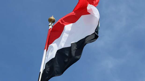 Йемен разорвал оборонное соглашение с ОАЭ и ввел чрезвычайное положение