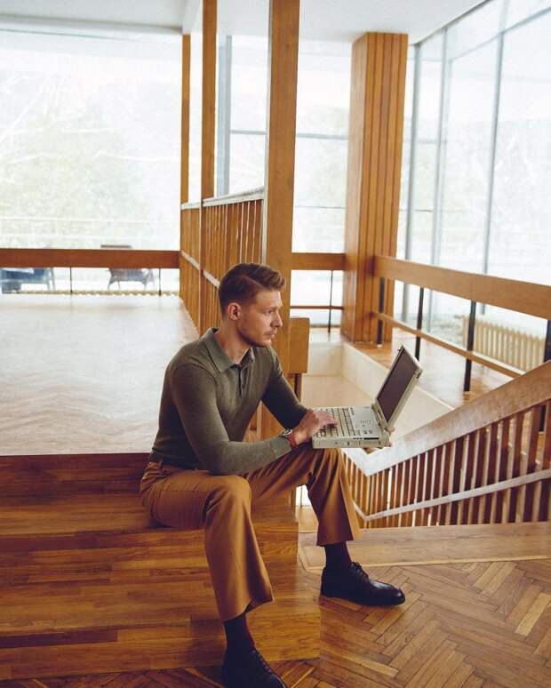 «Я с ним долго общаюсь»: Никита Ефремов рассказал о разборе ролей с чатом GPT