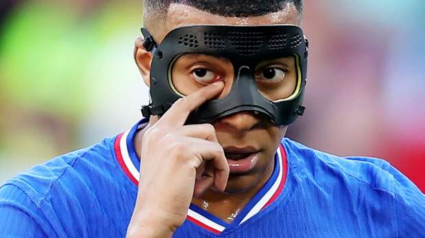 Признание Мбаппе: не хотел играть за сборную Франции из-за расизма