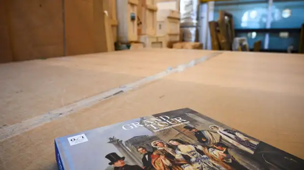 Франция отказалась возвращать России портрет художника Серова