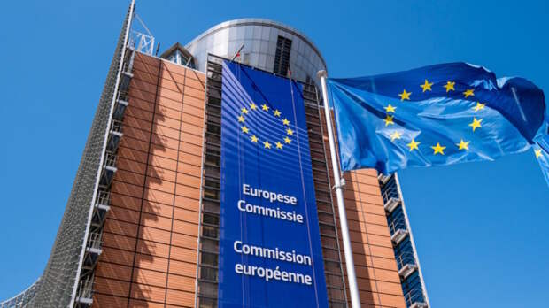 Еврокомиссия предложила усилить оборонное финансирование стран ЕС, граничащих с Россией