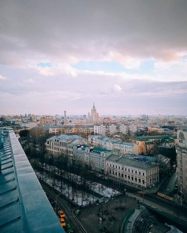 Архитектура и пейзажи Москвы на снимках Ильи Воробьева