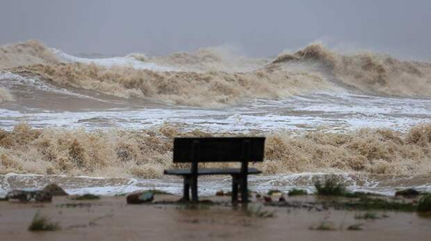 Во Вьетнаме число погибших в результате тайфуна «Каджики» увеличилось до семи