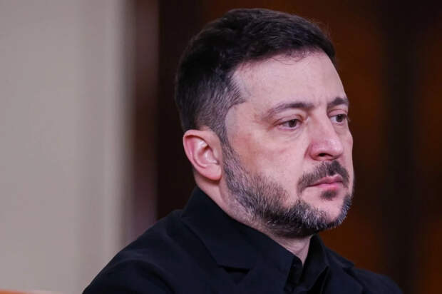 Боуз: Зеленский говорит о победе Украины, когда она терпит крах