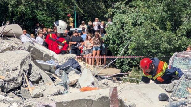 Число погибших при хлопке газа в Саратове возросло до шести