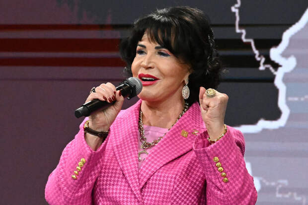 Певица Бабкина заявила, что подарки на 8 Марта потеряли свою значимость