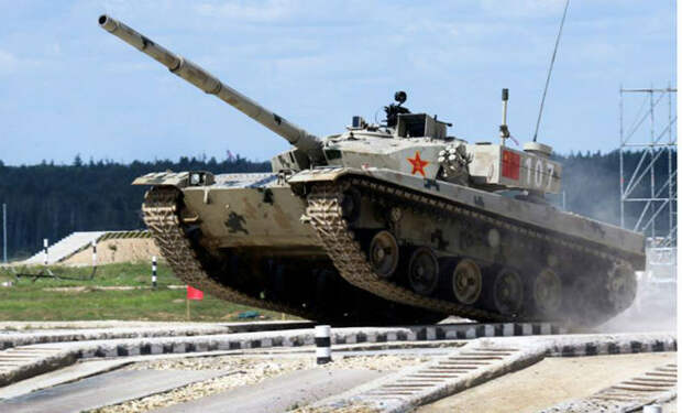 Танковая армада Китая: с какой целью страна пополняет армию таким количеством танков