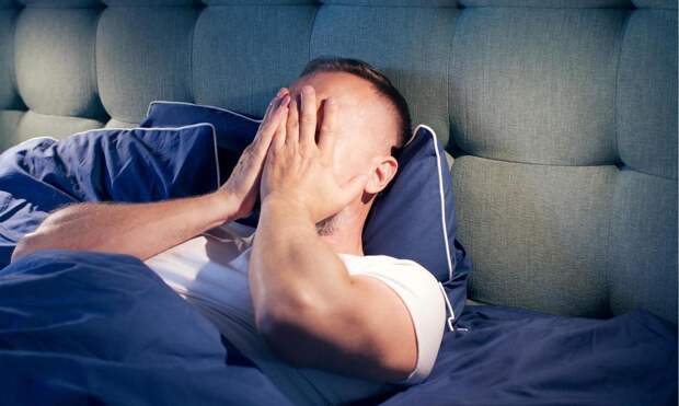 Что будет, если долго спать на слишком короткой кровати: объясняет ортопед Керимов