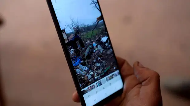 Украинский военнопленный показал военкорам ФАН видео с мертвыми сослуживцами и рассказал о предательстве командиров