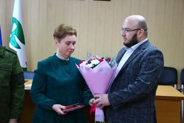 Бойца СВО посмертно наградили в Нижегородской области