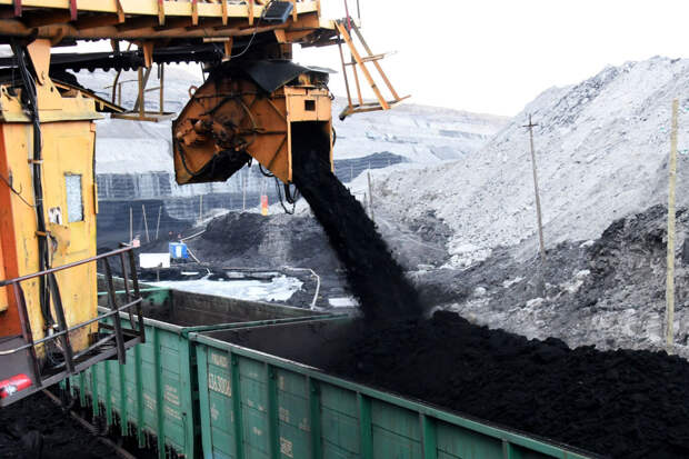 "Ведомости": зимой 45,9% угольных компаний России показали убытки