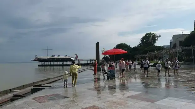 Власти Ялты предупредили о возросшей угрозе оползней после наводнения