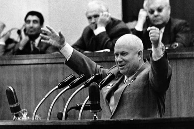 50 лет назад в отставку был отправлен Никита Хрущев