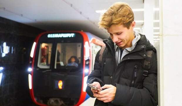 Горожанам рассказали, чем полезно мобильное приложение «Госуслуги Москвы»
