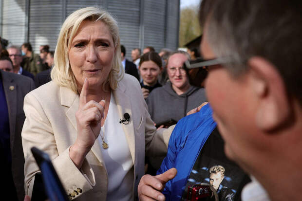 Ле Пен заявила о готовности ее партии Национальное объединение управлять Францией
