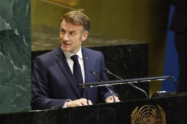 Macron launches voluntary military service amid tensions with Russia