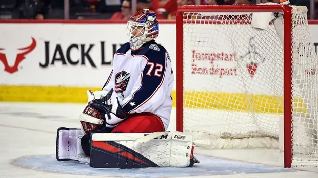 Бобровский впервые с 2014 года пропустил менее трёх шайб в плей-офф НХЛ