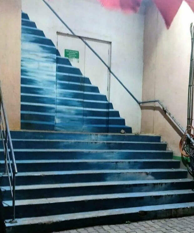 Это просто шутка века и надо сказать - очень реалистичная! | Фото: Тролльно. Это просто шутка века и надо сказать - очень реалистичная! | Фото: Тролльно.