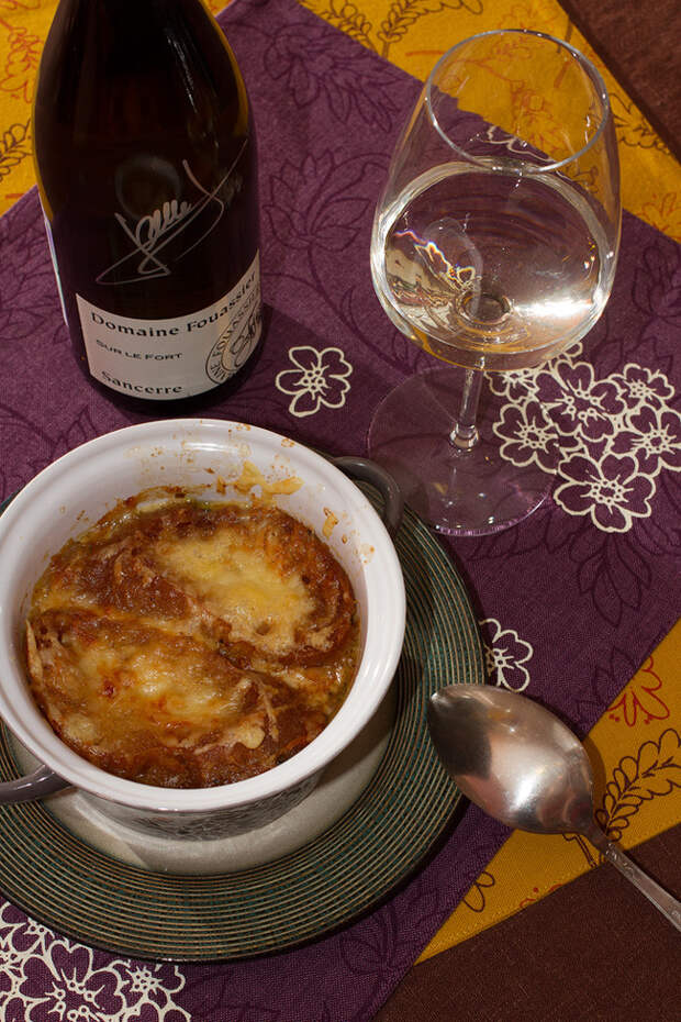 Луковый суп - почувствуй вкус французской нищеты