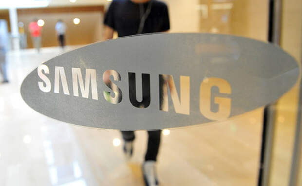 Smausng-vs-apple-1