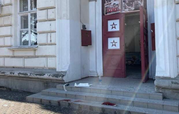 В Крыму заявили, что штаб Черноморского флота атаковали из Севастополя В Крыму заявили, что штаб Черноморского флота атаковали из Севастополя