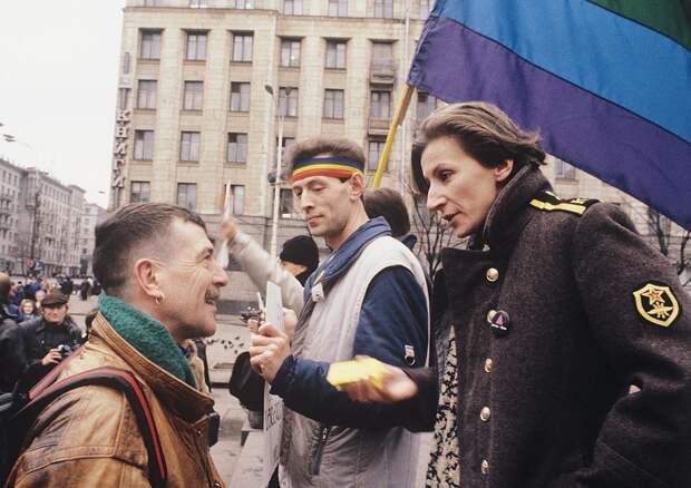 Самые АБСУРДНЫЕ статьи, по которым сажали в СССР