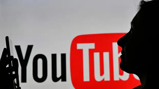 РКН изучает возможность экономических мер против YouTube из-за блокировки каналов RT