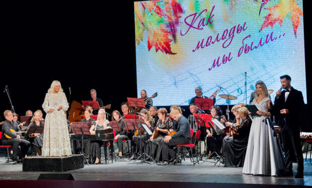 В ДКР Севастополя прошел концерт для пожилых людей