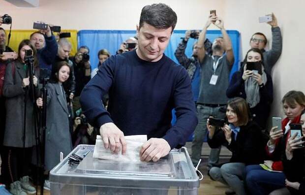 Выборы на Украине: назван лидер президентской гонки, согласно данным экзит-полов