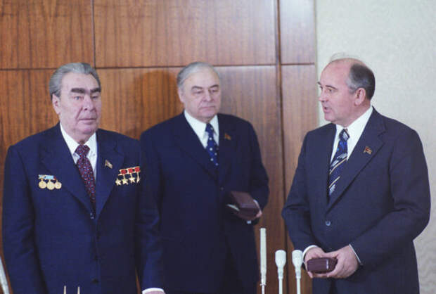 Как и почему Брежнев называл Горбачева