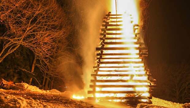 viking funeral fire pyres maine