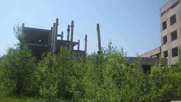 На строительстве школы № 2 в Бурятии не хватает рабочих