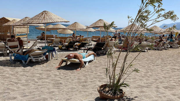 Эксперт Горин: российские туристы выбирают Японию, Турцию, Вьетнам, ОАЭ и Египет