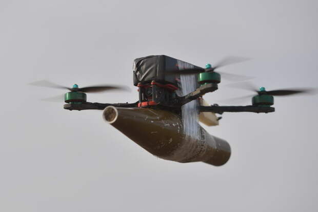 «Легальные цели» Медведева: почему пролёт дронов через Прибалтику грозит эскалацией