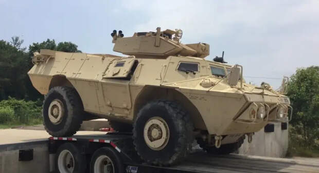 На вооружении ВСУ замечены американские бронетранспортеры M1117
