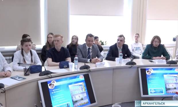 В Архангельске школьникам, которые хотят связать свою жизнь с медициной, рассказали об этой профессии
