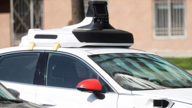 Путин поручил принять закон о беспилотном транспорте до августа