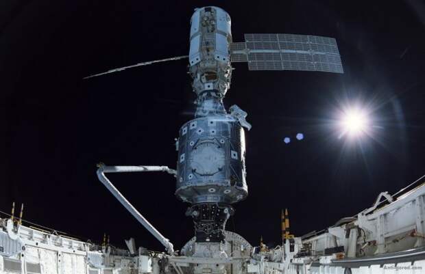 Пуск первого модуля Международной космической станции (модуль «Заря»)