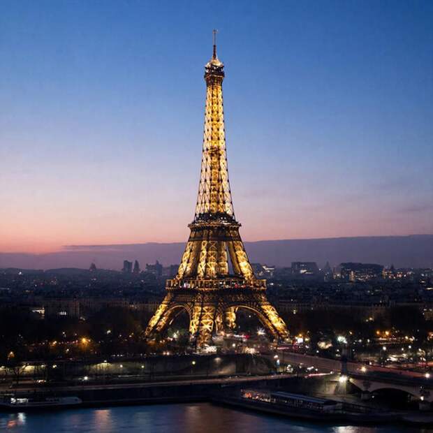 В Париже на официальном уровне заявили о возможном выходе из НАТО