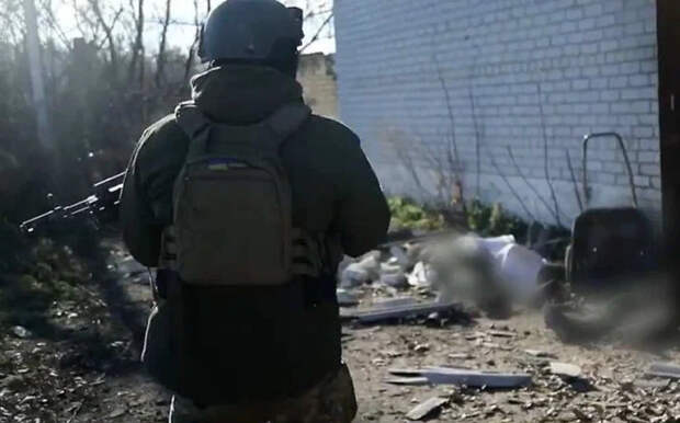 «Ликвидация мрази»: уничтожен один из боевиков принимавший участие в массовом убийстве российских солдат в Макеевке. Справедливо?