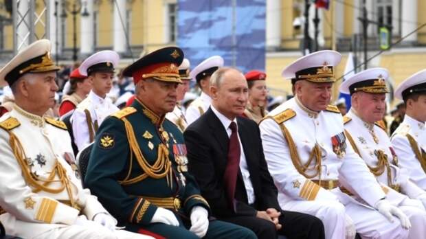 Слова Путина в день ВМФ о военной мощи России заставили британцев понервничать