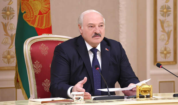Лукашенко: РФ разместила ядерное оружие в Белоруссии, как США в странах Европы