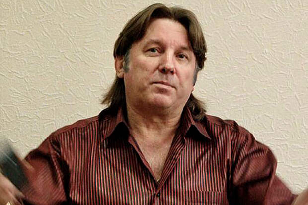 Певец Юрий Лоза ответил, кто не заслуживает поздравления с 23 февраля