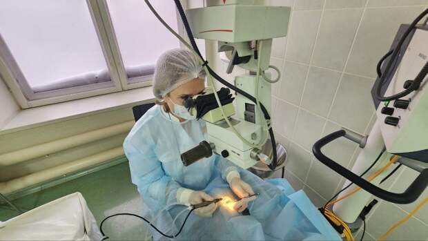 Новый аппарат для лечения катаракты установили в офтальмологическом отделении Тульской ОКБ