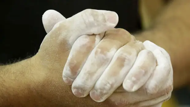 В Москве тренера по самбо отстранили от работы после заявления о домогательствах к 15-летней ученице